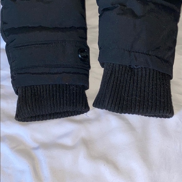 COPY - Canada 🇨🇦 weather gear faux for coat 🧥 - Picture 14 of 15